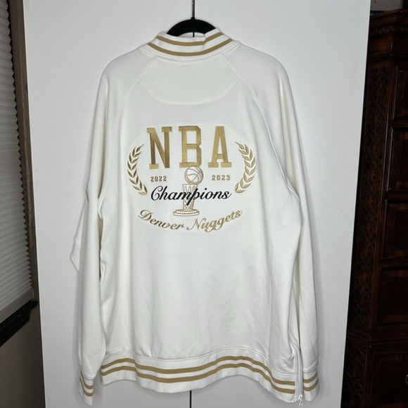 Nike Denver Nuggets 2023 NBA Champions Athletic Jacket Mens XL FZ1593-100 NEW - Picture 2 of 3